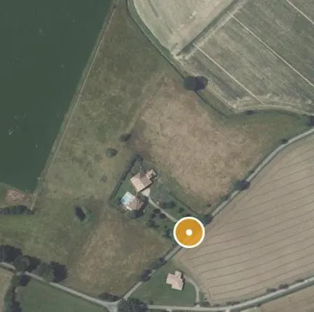 Domaine Prive Avec Piscine Et 5,5 Hectares *