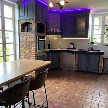 Domaine Prive Avec Piscine Et 5,5 Hectares Villa