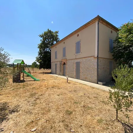 Domaine Prive Avec Piscine Et 5,5 Hectares *
