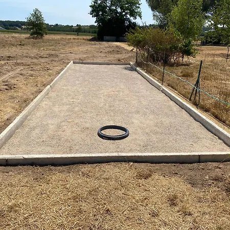 Domaine Prive Avec Piscine Et 5,5 Hectares