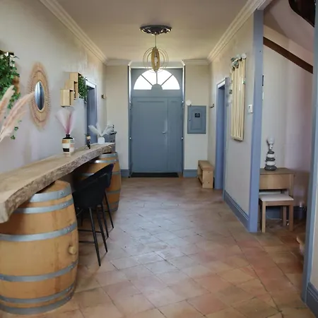 Domaine Prive Avec Piscine Et 5,5 Hectares Nègrepelisse