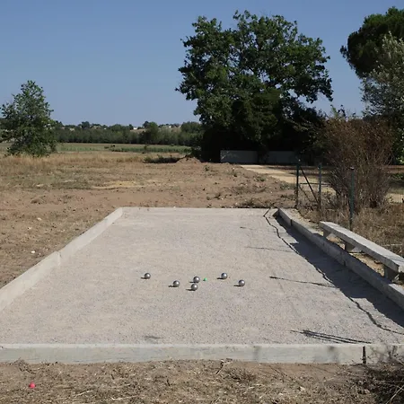 Domaine Prive Avec Piscine Et 5,5 Hectares